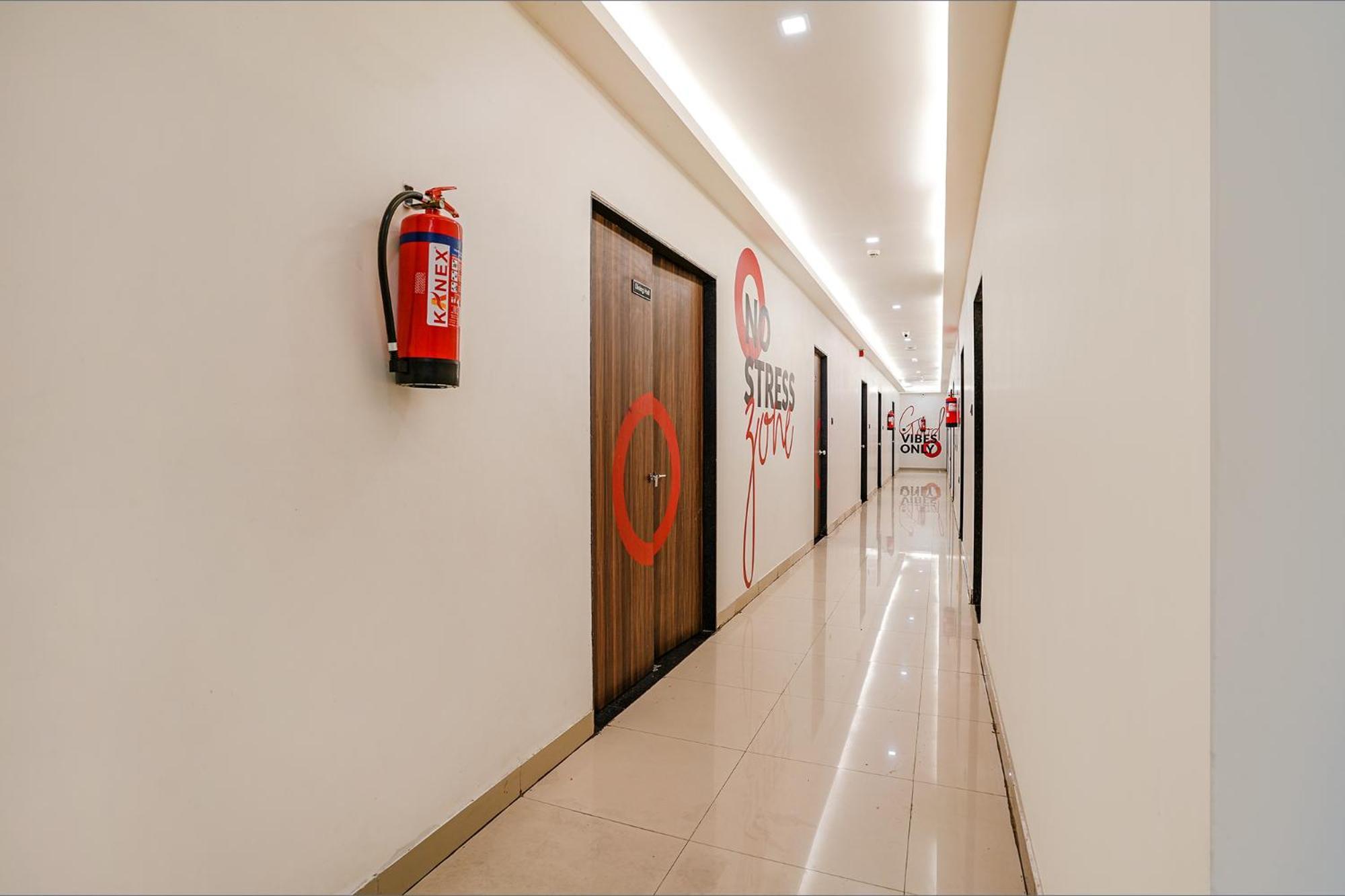 סוראט Fabhotel Lotus I מראה חיצוני תמונה